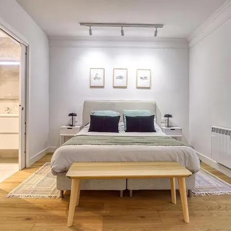 Monthly Triunfo By Sweet サン・セバスティアン