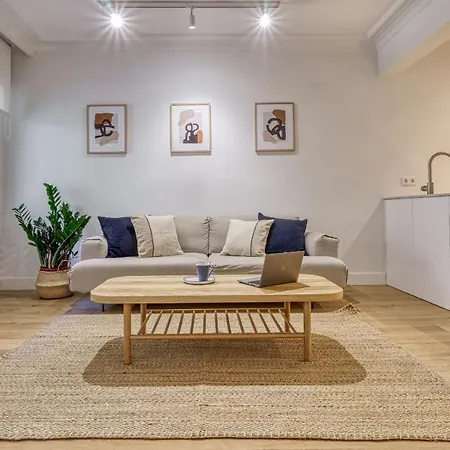 Monthly Triunfo By Sweet * Сан-Себастьян